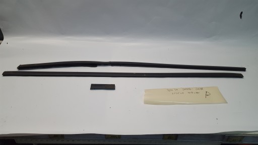 TOYOTA RAV4 III 06-12 РЕЙКА КРЫШИ ПРАВАЯ