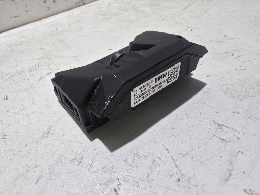 5A32DC2 - Bmw 1 f40 2020 лобовое стекло/передняя камера