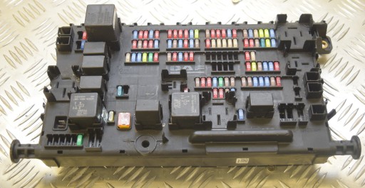 1913235 - Блок предохранителей реле daf xf cf 106