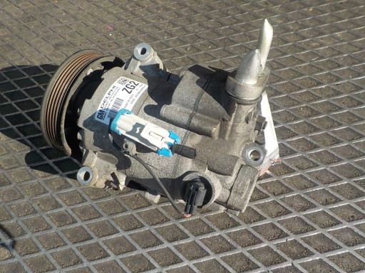 OPEL ASTRA J kompresor pumpa klimatizaci 13250604 ZG2