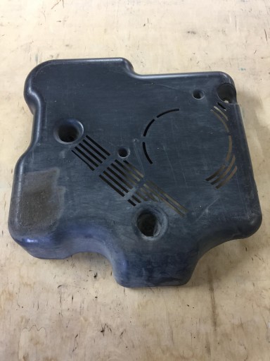 208S39715R - MOVANO B MASTER III КРЫШКА БАКА ADBLUE