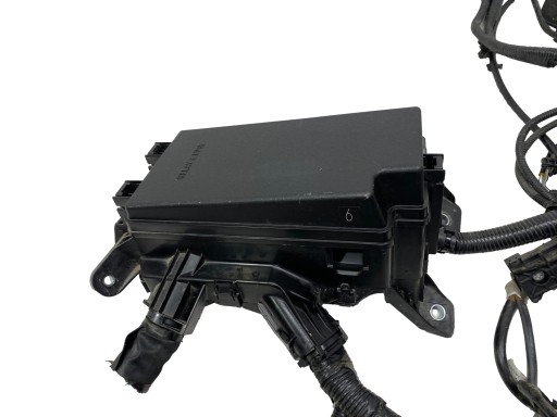 ВИЛКА TOYOTA PRIUS У БЛОКУ ЗАПОБІЖНИКІВ