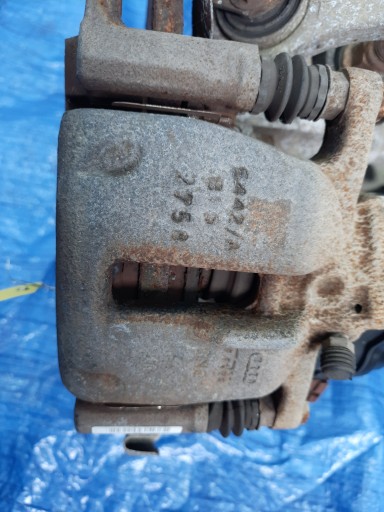 achsschenkel radnabe radlager querlenker links heck achsträger 8R0505311B AUDI Q5 2,0 TDI 8R 4X4