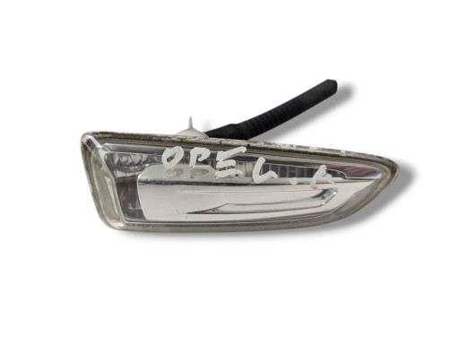 Indicateur de direction Aile Avant Droit Bouche buse Opel Astra J 2011 13273104