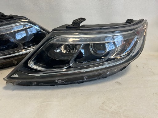 KIA SORENTO 2 II LIFT 12- FEUX PHARE XENON LED KOMPLET