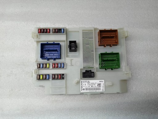 31412971AA - Volvo xc70 2015 блок предохранителей