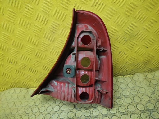 RENAULT CLIO II LIFT light left rear part