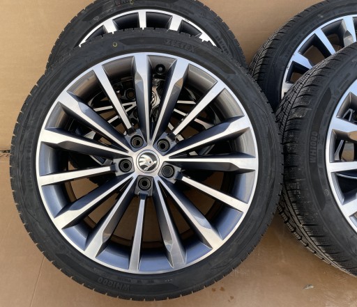 Jantes roues Pneumatiques, pneus SKODA SUPERB III 235/40/19 XL 3V0601025AM ZIMA 7 MM