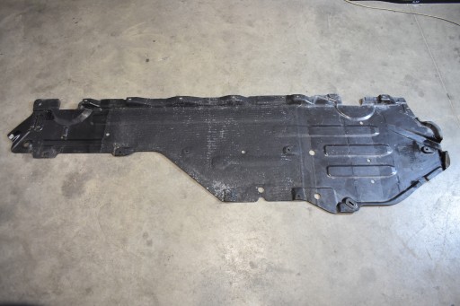 IDELANA cover cover chassis right MERCEDES W214 1