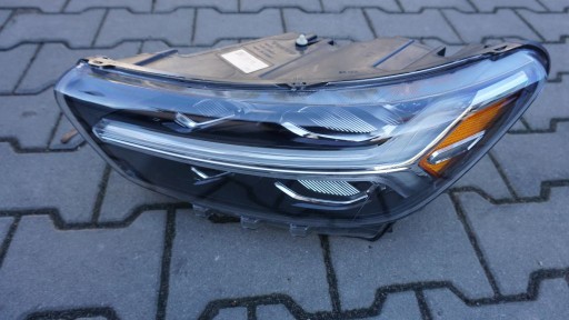 32228286 - Volvo XC40 - левая светодиодная лампа США