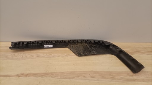VW PASSAT B4 pravý SPOILER HOKEJ nárazníku předek 3A080794B K133/121