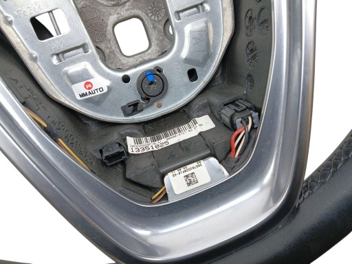 lenkrad Leder MULTIFUNKCJA OPEL MERIVA B (10-13) 13351025