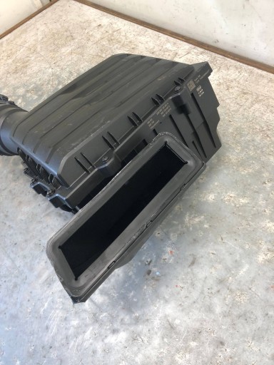 SCATOLA FILTRO VW SKODA AUDI 5QF129601K 05L906461F 2Q0129618