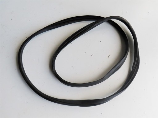 HSGSFSDWEWE42420P92-20-202 - Уплотнение передней левой двери MAZDA 3 III 13-18r