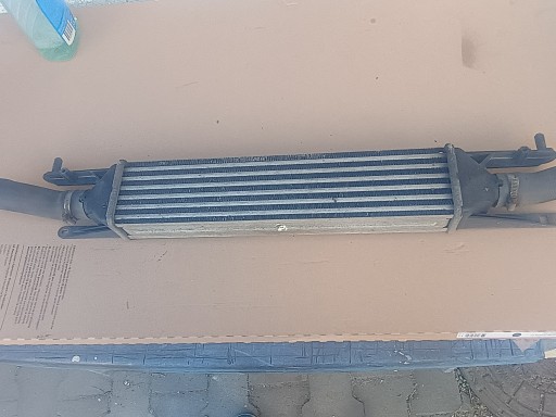 Radiatore / Raffreddatore radiatore intercooler FIAT GRANDE PUNTO 1.3 MULTIJET