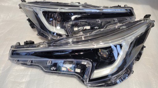 81110-02X10,81150-02X10, - Комплект ламп toyota corolla e21 gr lift kombi hb 81110 02x10 81150 02x10