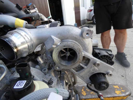 TURBINA turbo RENAULT TRAFIC III 2.0 DCI 144106852R 23R