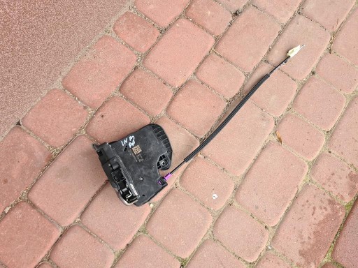 lock door front Opel Insignia B 13533592 BMF