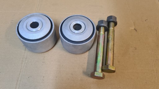 050.513/B - Daf xf 95 105 кабіна перекидна втулка