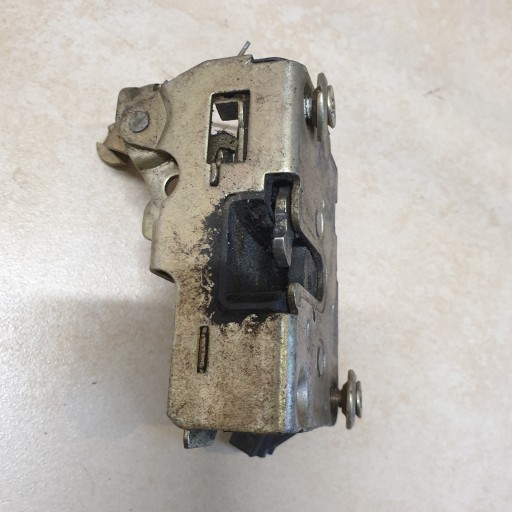 lock door right front RENAULT 19 OE EU