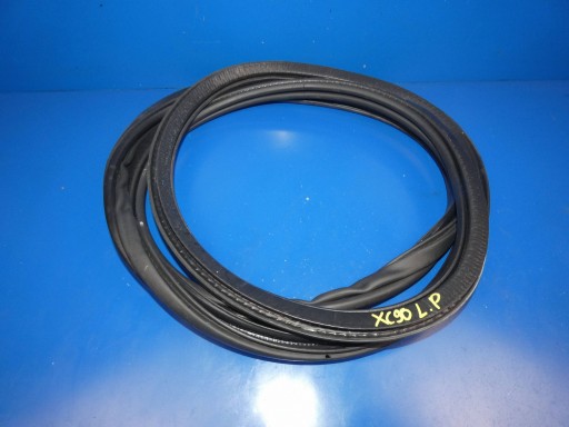 VOLVO XC90 II gasket bodywork door left front front