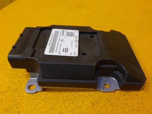 Audi a4 b9 контролер модуль efp 8w0907777