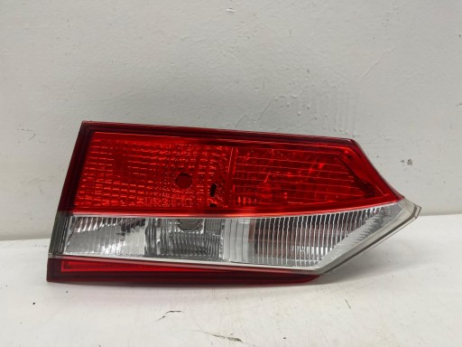 Toyota corolla e17 e18 ліхтар задній правий в люк 81580-02520