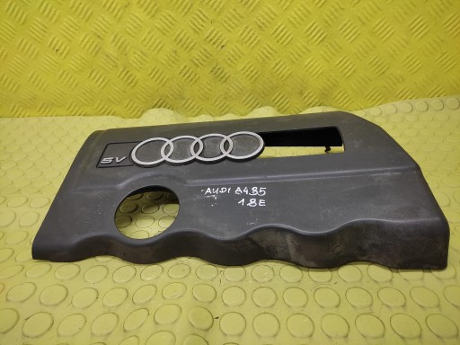 AUDI A4 B5 1.8 motor cover 058103724C