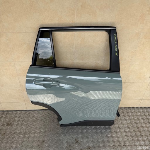 door complete rear. right TOYOTA COROLLA CROSS 2025 ROK