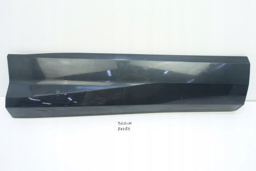 Обшивка дверей права задня audi q3 83q ii 83a853970a 83a853970a