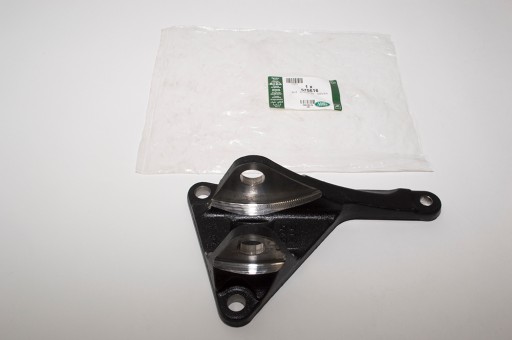 575616GEN, 575616 - Оригинальный держатель центрального поперечного рычага левой рамы - land rover defender