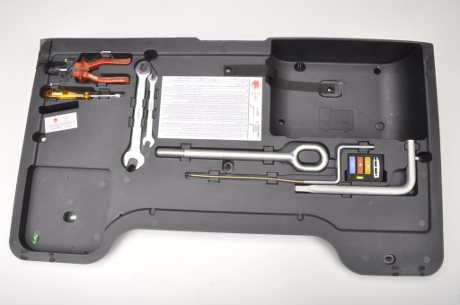 FERRARI CALIFORNIA РЕМОНТНЫЙ КОМПЛЕКТ ИНСТРУМЕНТЫ