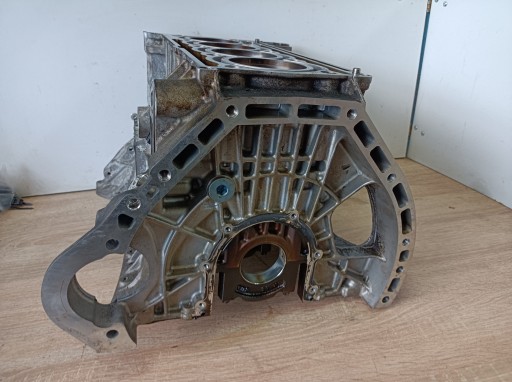 R271010380511 - Mercedes W204 1.6, 180К блок двигателя 271910