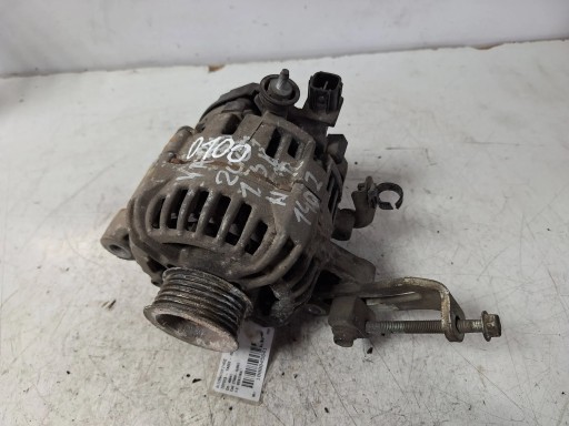 alternator 27060-0J051 Toyota Yaris II 1.3 VVTi