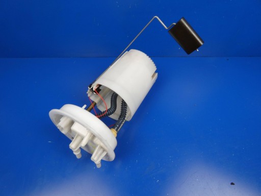 VOLVO V40 II 1.6 D2 feed pump W ZBIORNIKU PLYWAK