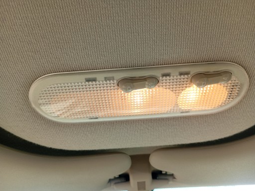 Feux phare Interne OSWIETLENIE Cabine SUFITOWE Renault Modus 1 et 04-13