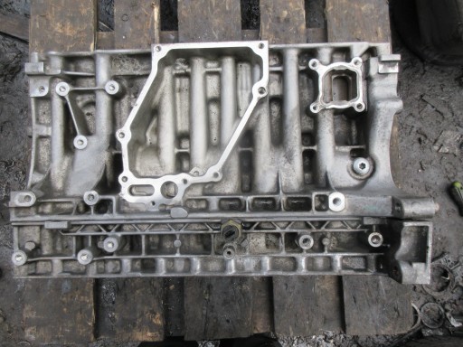 09487202 31359187 - БЛОК ДВИГАТЕЛЯ VOLVO 2.4 D D4 D5 V70 XC70 S60 XC60 XC90