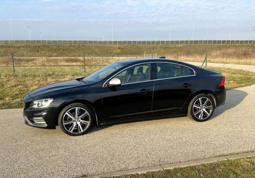 Volvo S60 II Sedan Facelifting 2.0 D3 136KM 2015