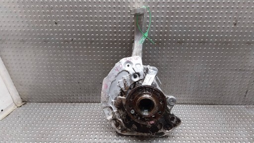 swing left front 2052100 MERCEDES W205