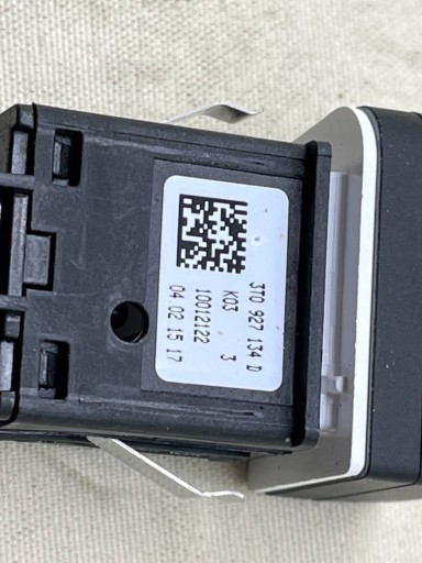 switch button ESP OFF SKODA SUPERB II 3T0927134D !J