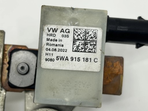minus clamp 5WA915181C VW GOLF VIII 8 2.0 TDI 150 KM