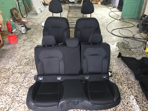 КРІСЛА ДИВАН СИДІННЯ VAN MEGANE IV HB