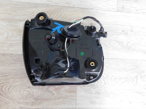 CITROEN C5 AIRCROSS 17- light right rear to the bonnet