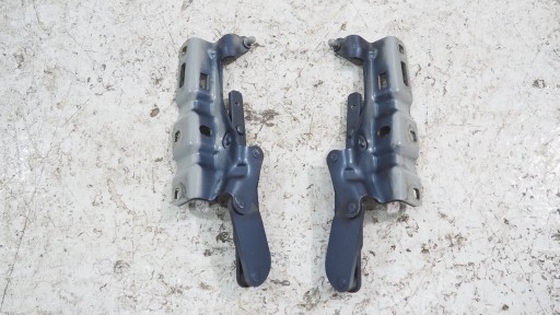 Mercedes C Klasa W203 hinge bonnets left right A2038800428 A2038800328