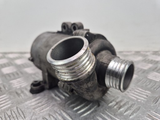 BMW 3 E90 E91 330i vízpumpa 7545201 N52B30AF