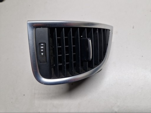 AUDI Q7 4L rács szellőző táblák bal 4L0820901S