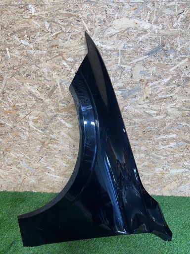 VJQ300 - Переднее левое крыло volvo xc60 ii