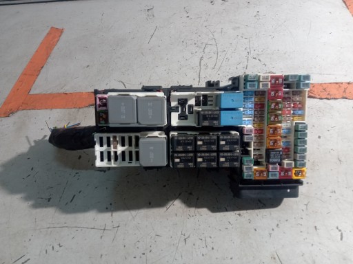 JK2T-14401-FMB - Блок предохранителей ford custom lift 2.0 tdci