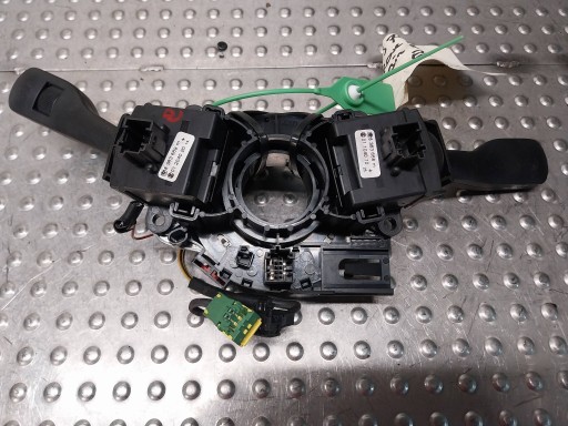 steering wheel levers and controls control ring 8377488 8376443 BMW X3 E83