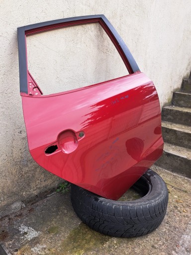 HYUNDAI I30 and HB door right rear part rear. HAT 2007-12R